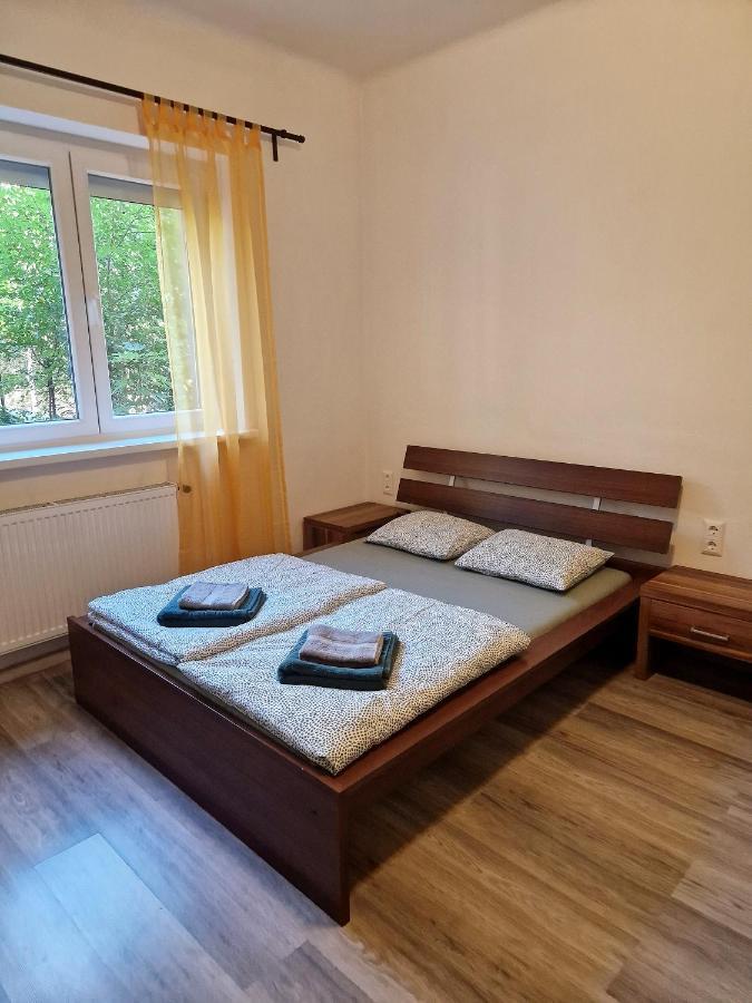 C22 Apartman Boedapest Buitenkant foto